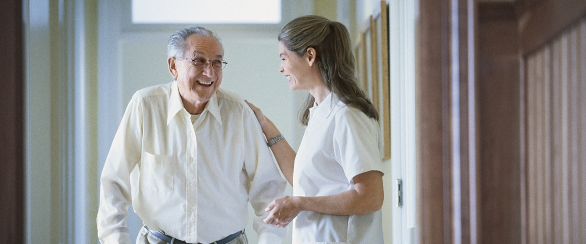 What are 5 benefits of living in a nursing home?